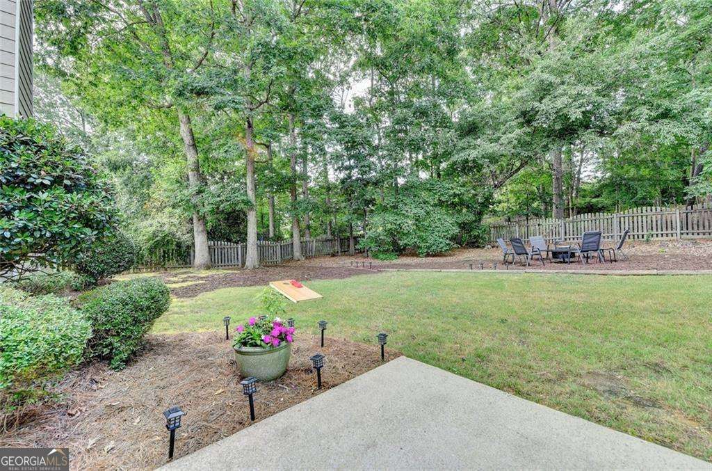 1635 Lake Heights Circle