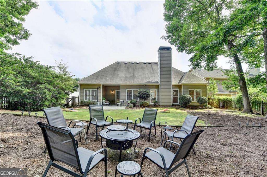 1635 Lake Heights Circle