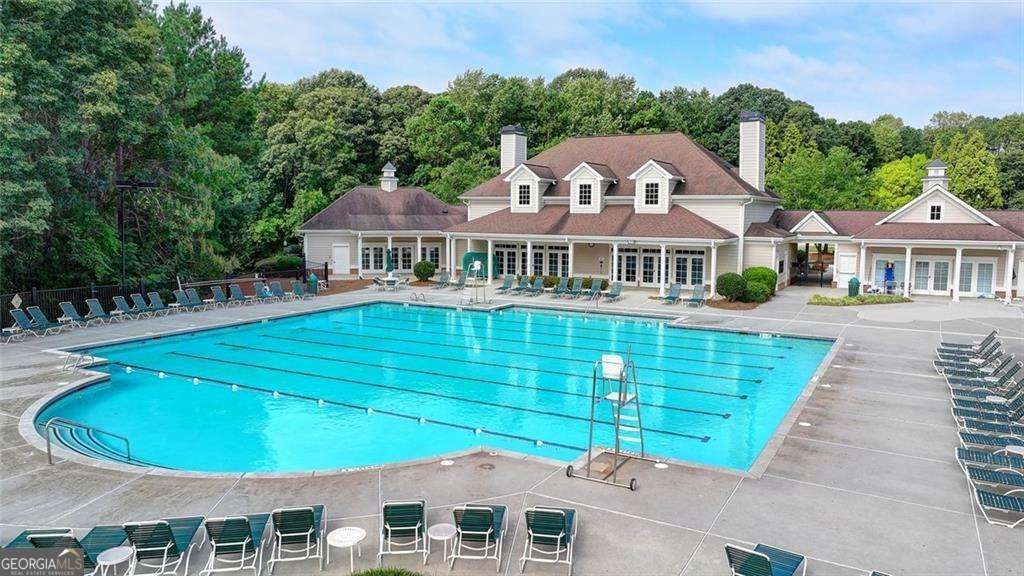 1635 Lake Heights Circle