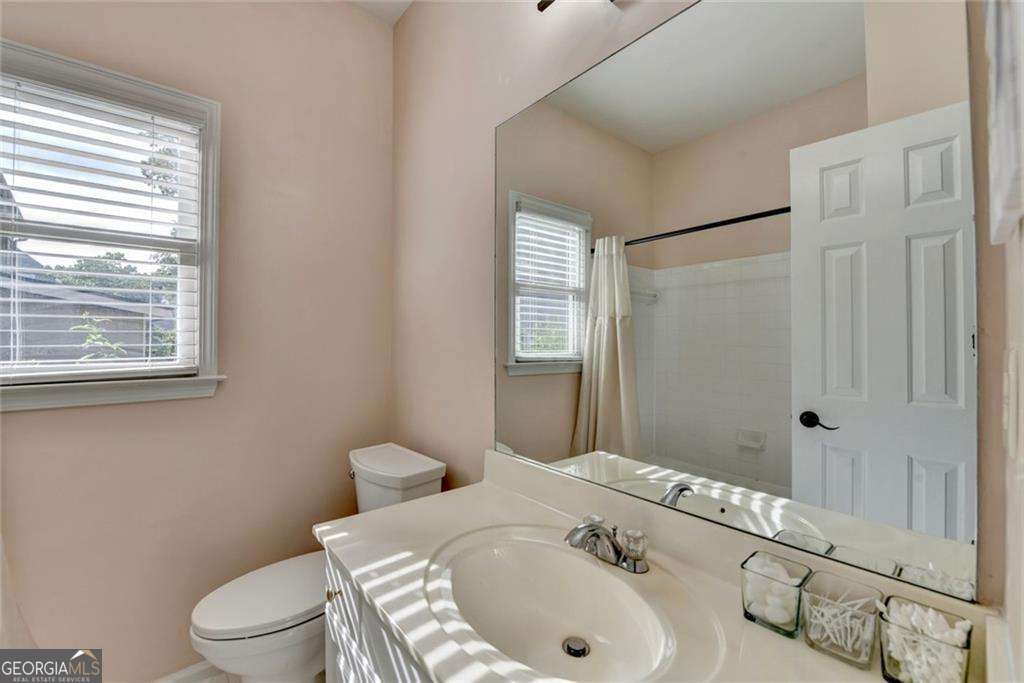 1635 Lake Heights Circle