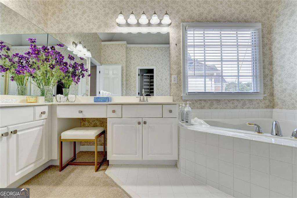 1635 Lake Heights Circle