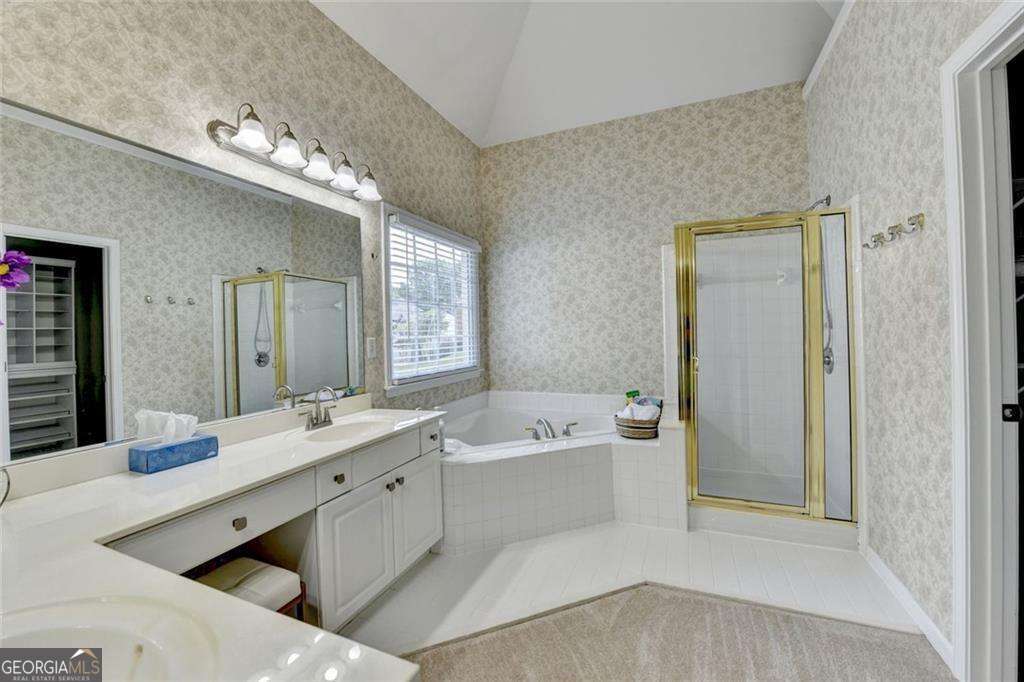 1635 Lake Heights Circle