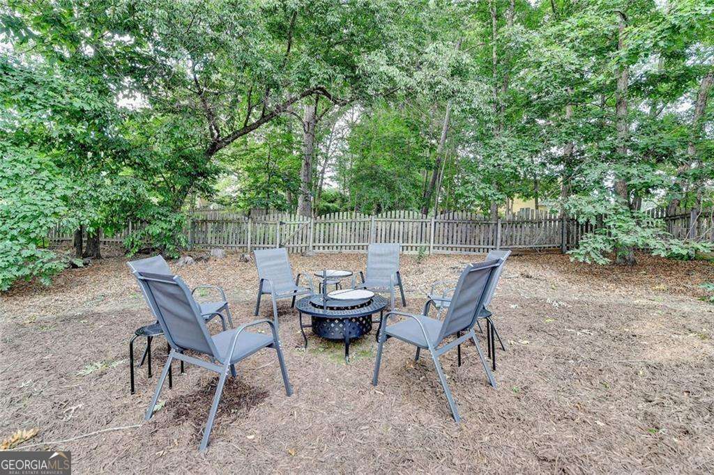 1635 Lake Heights Circle