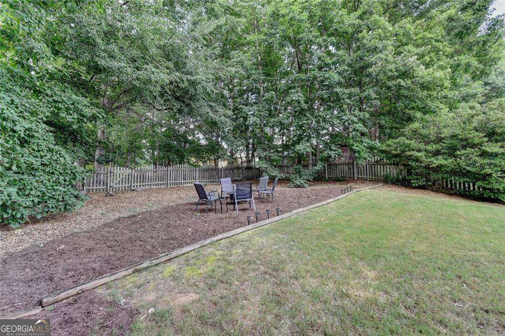 1635 Lake Heights Circle