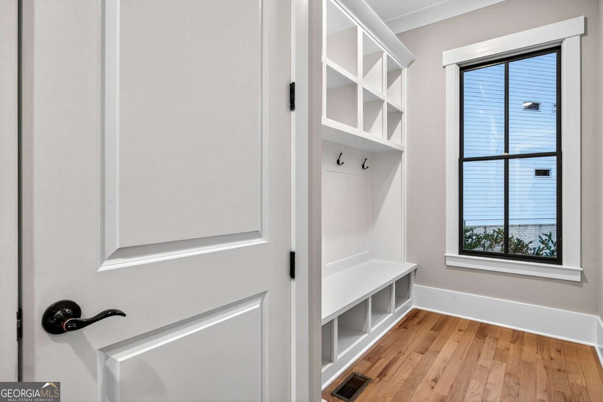 2200 Ellis Mountain Drive SW