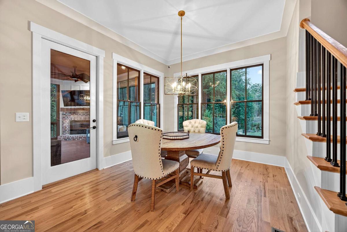 2200 Ellis Mountain Drive SW