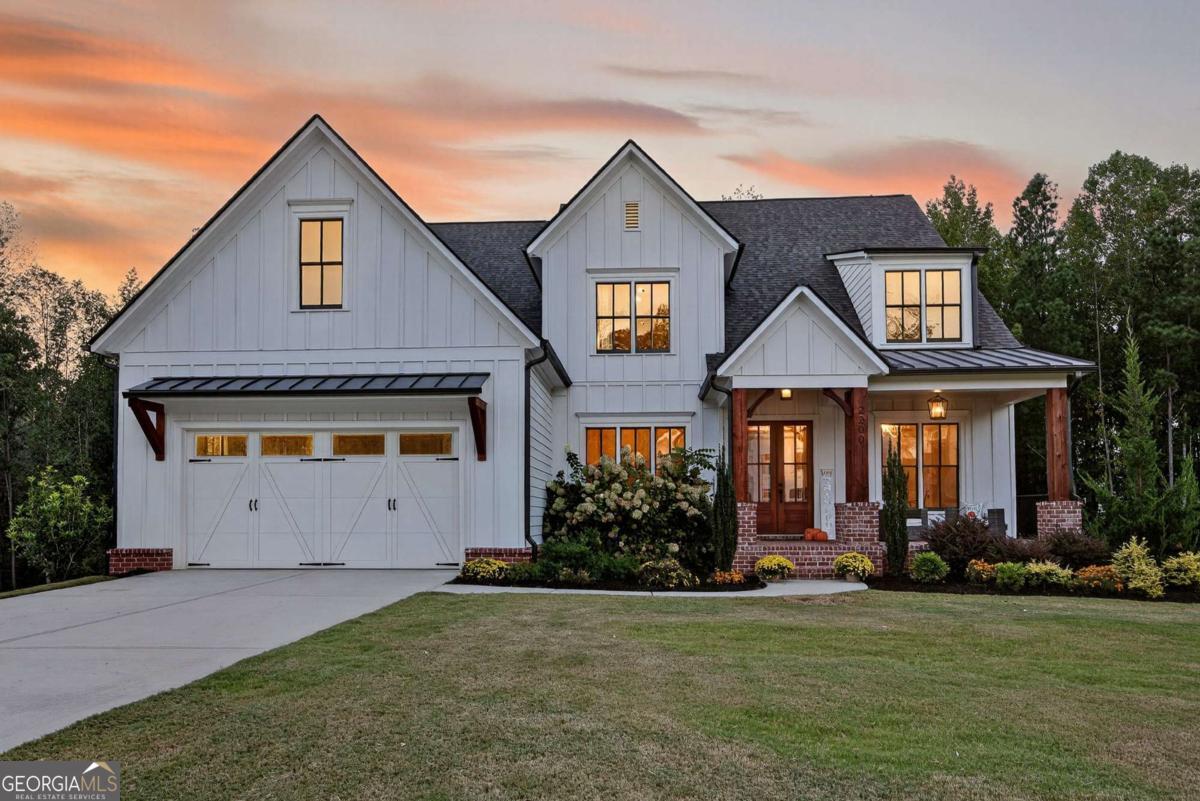 2200 Ellis Mountain Drive SW