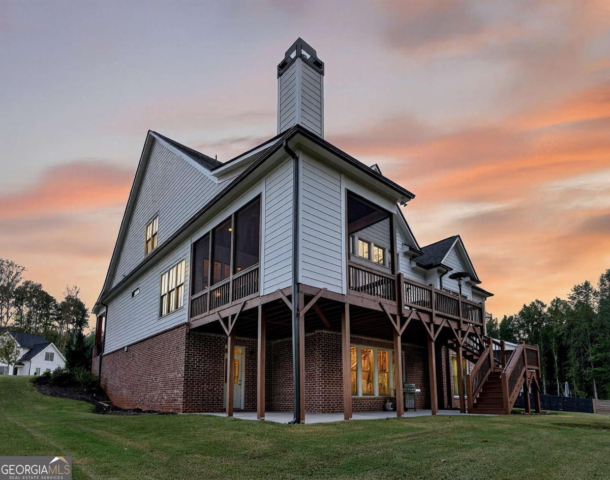 2200 Ellis Mountain Drive SW