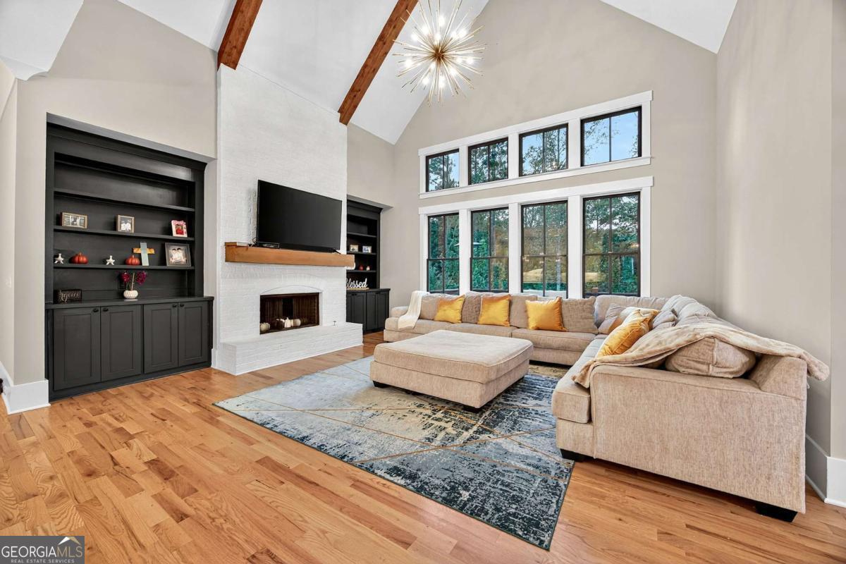 2200 Ellis Mountain Drive SW