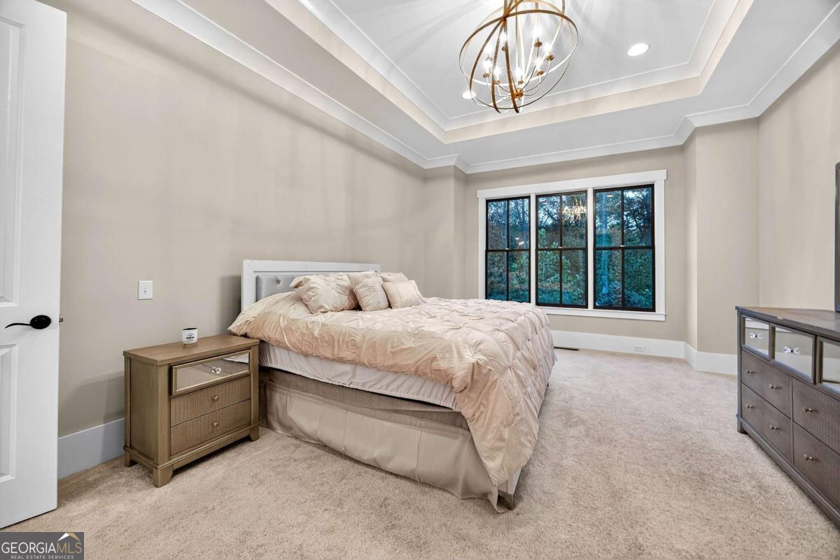 2200 Ellis Mountain Drive SW