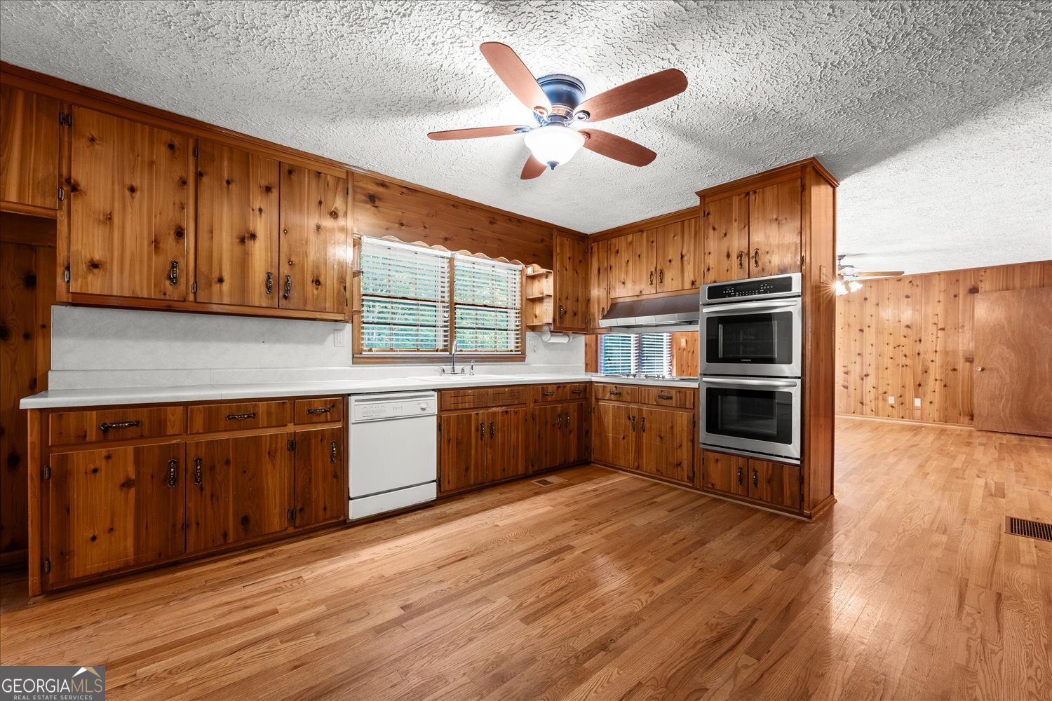 9267 Westview Drive SW