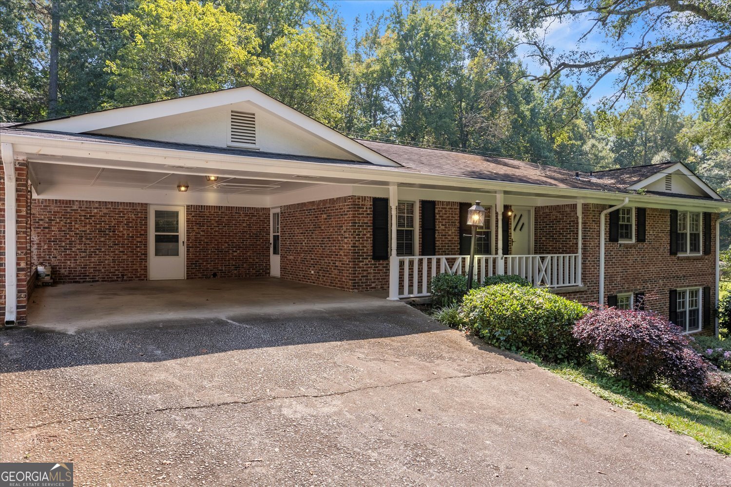 9267 Westview Drive SW