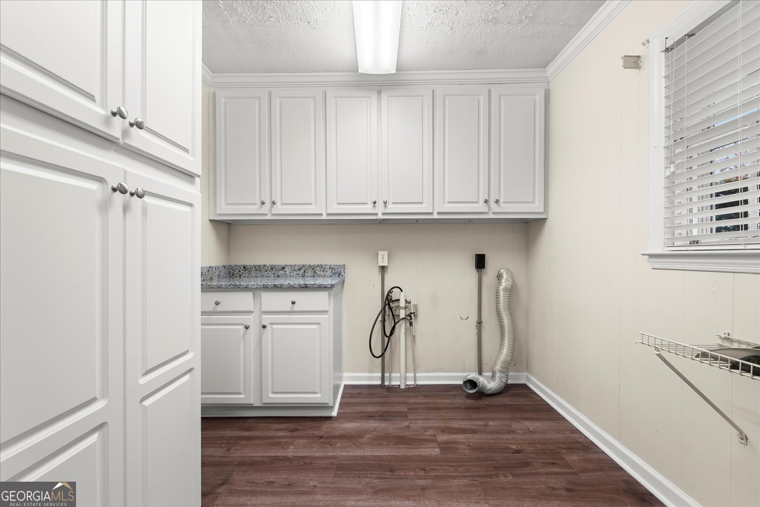 9267 Westview Drive SW