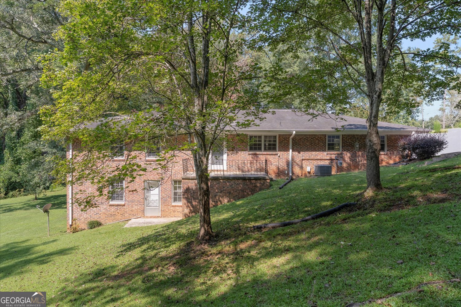 9267 Westview Drive SW