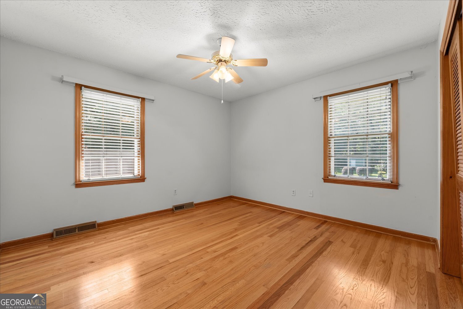 9267 Westview Drive SW