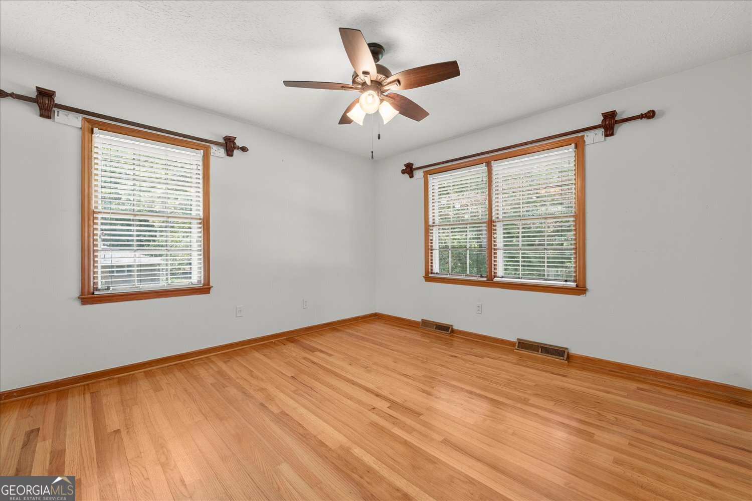 9267 Westview Drive SW