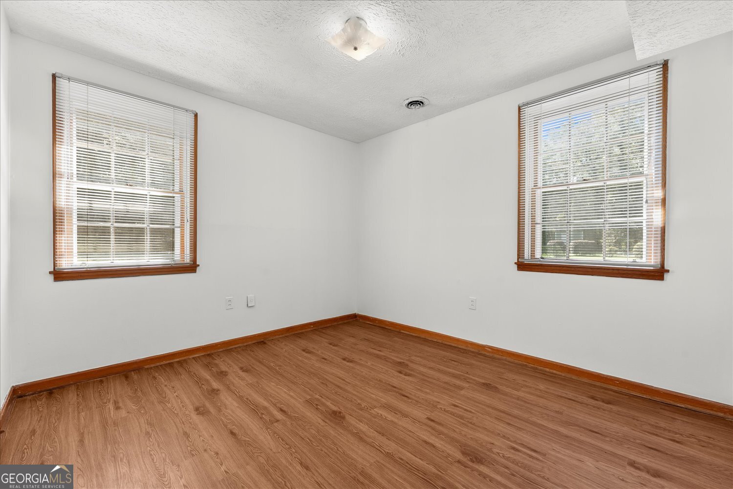 9267 Westview Drive SW