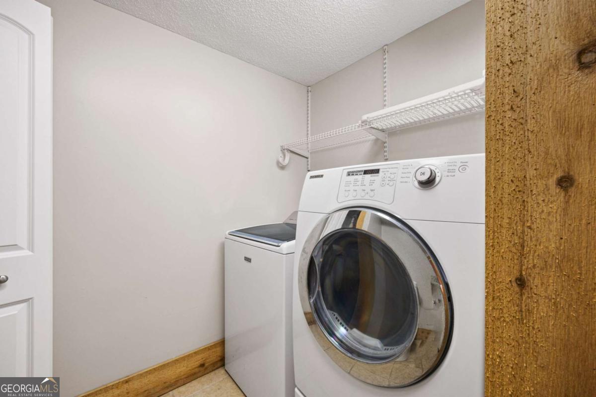 3027 Timberline Road