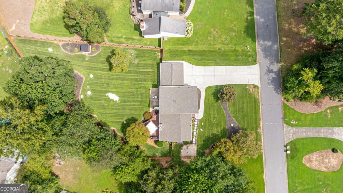 2817 Gracewood Drive NE