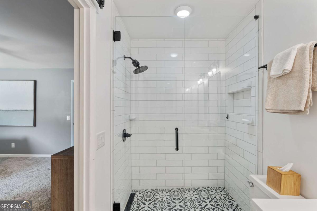 2817 Gracewood Drive NE