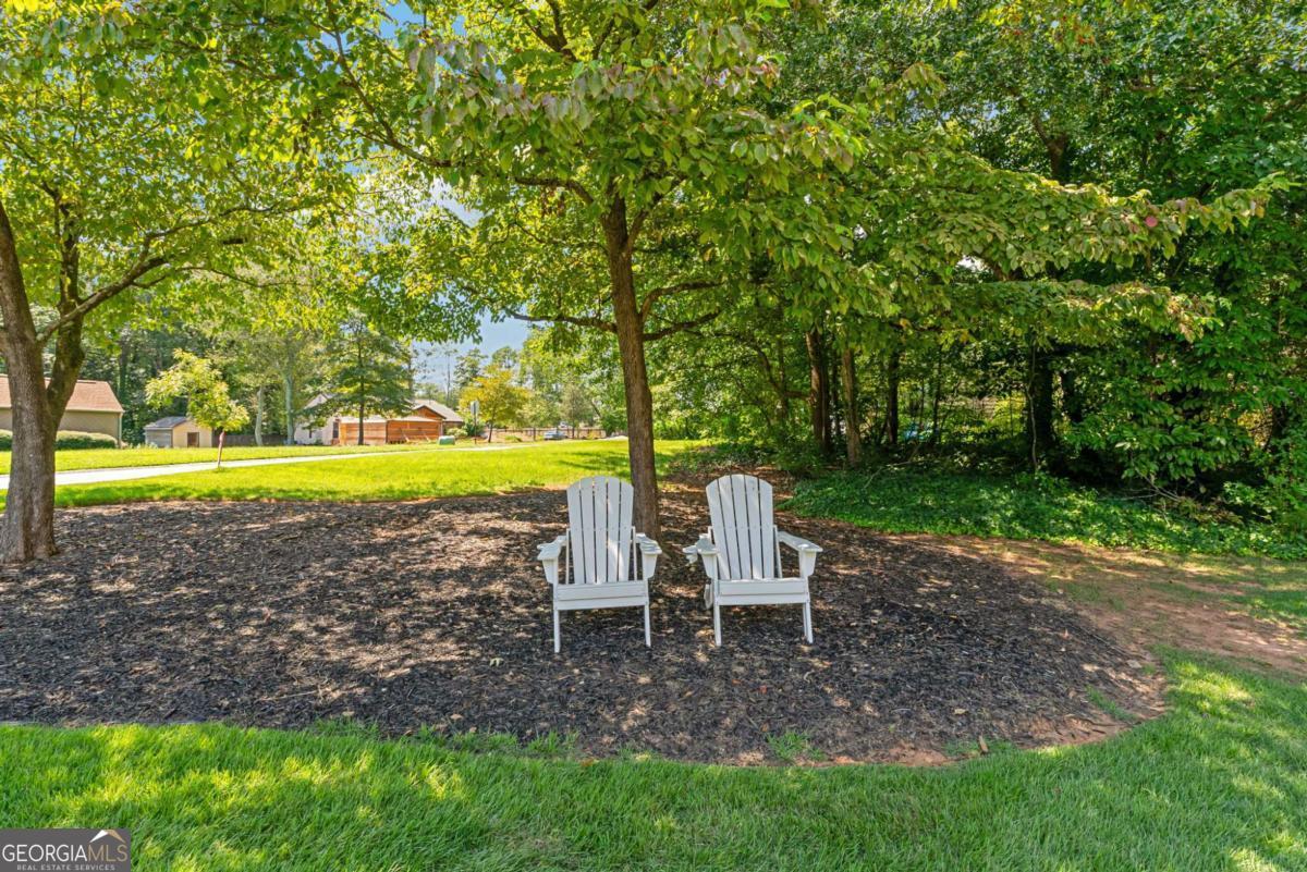 2817 Gracewood Drive NE