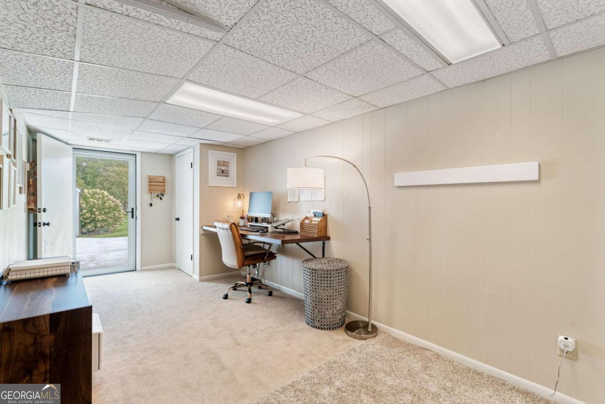 2817 Gracewood Drive NE