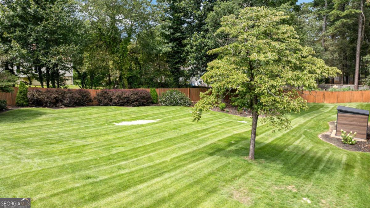 2817 Gracewood Drive NE