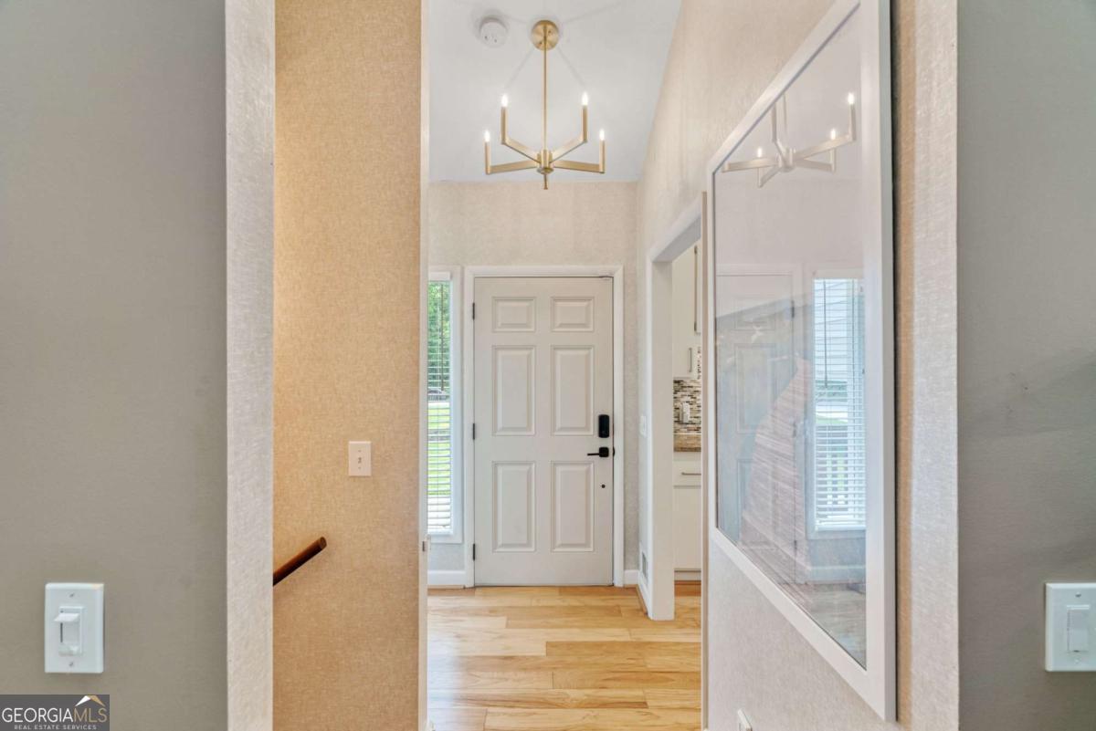 2817 Gracewood Drive NE