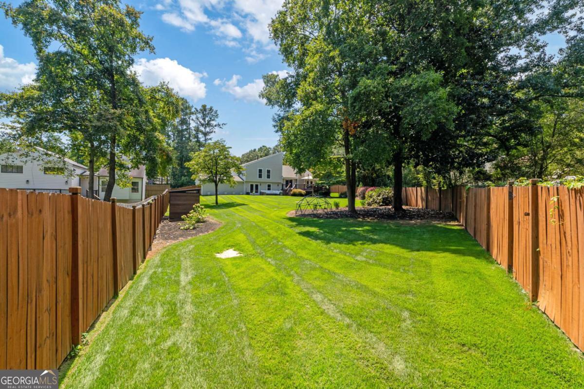 2817 Gracewood Drive NE