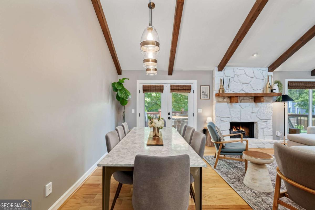 2817 Gracewood Drive NE