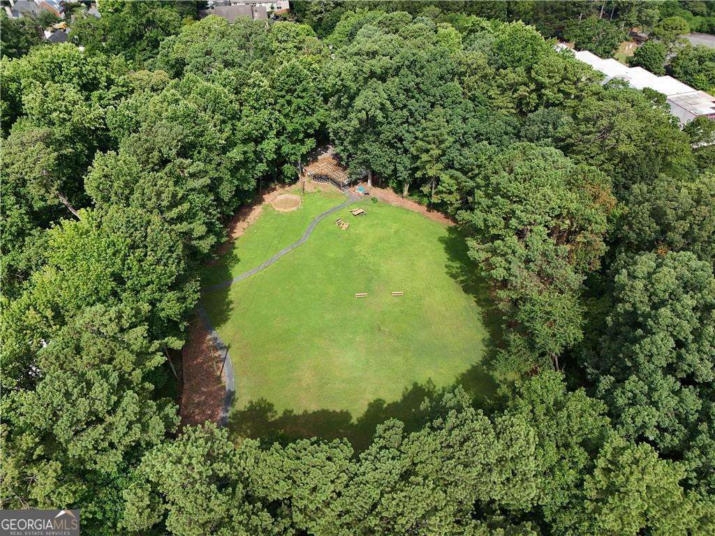 1153 Chantilly Ridge NE