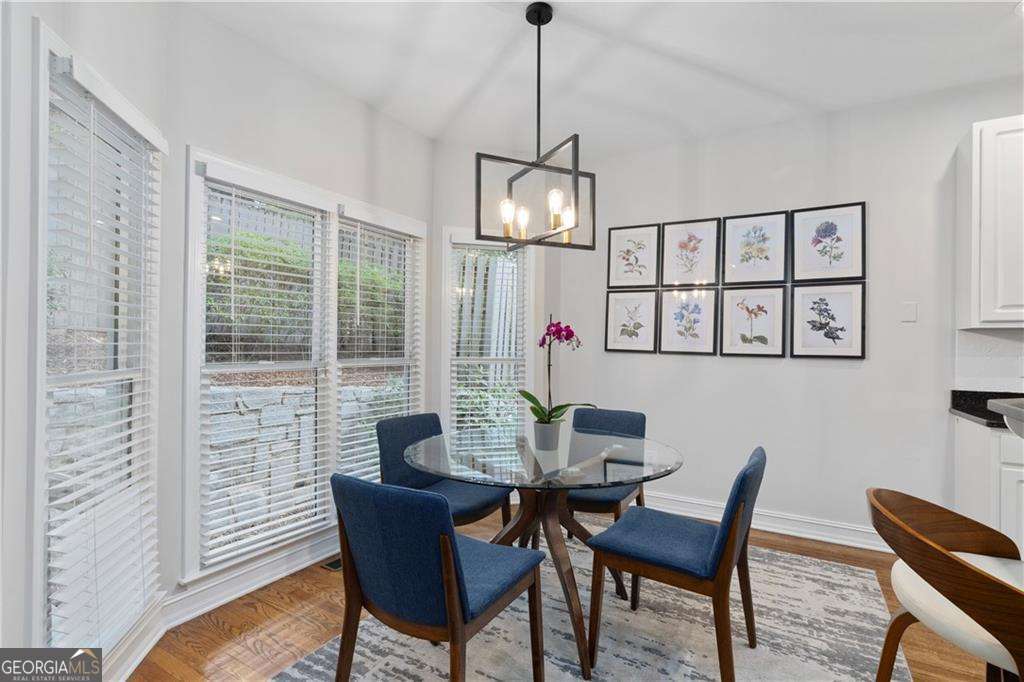 1153 Chantilly Ridge NE