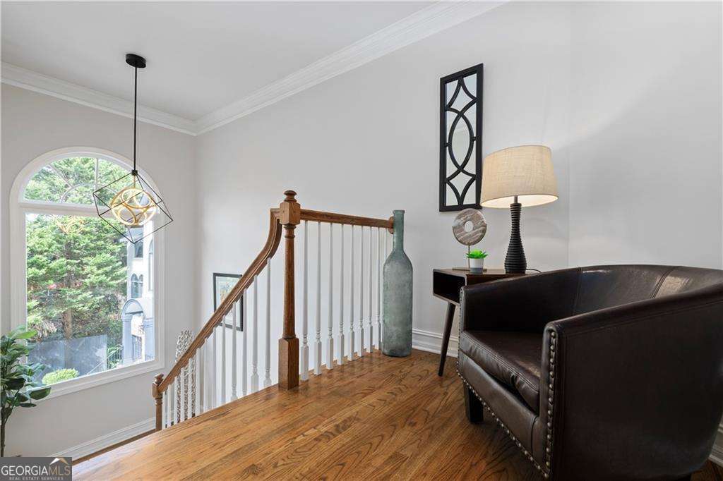 1153 Chantilly Ridge NE