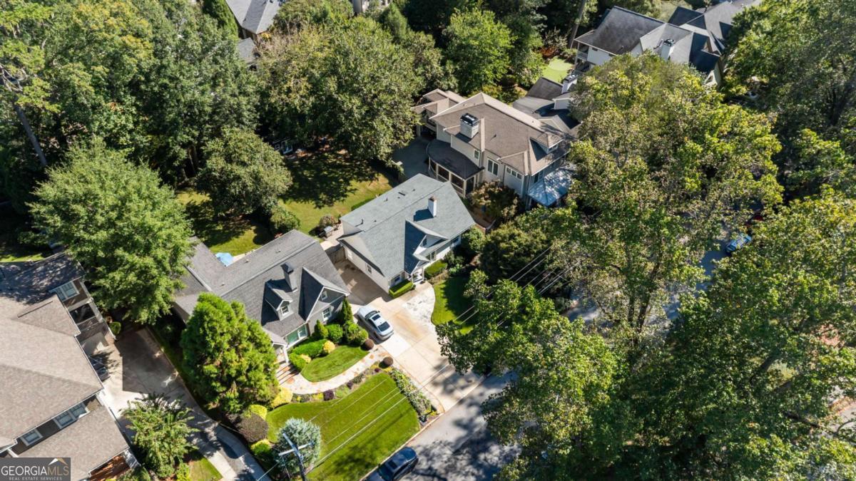 1134 Spring Valley Lane NE