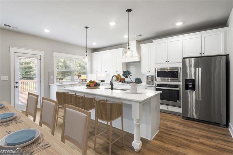 107 BARNSLEY FARMS Drive