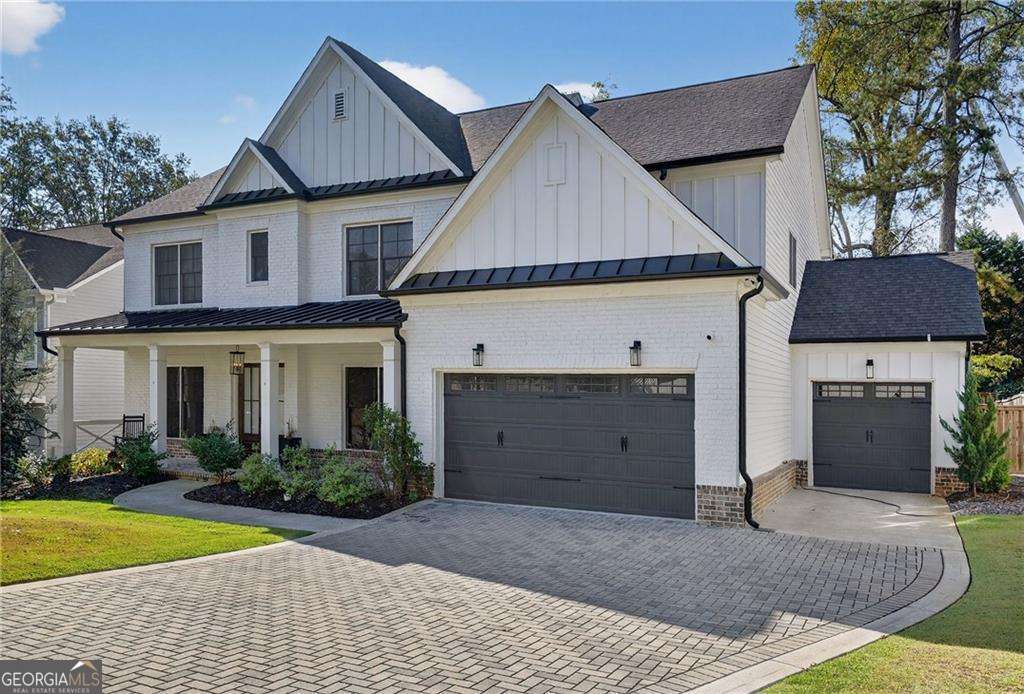 1333 Sunland Drive NE