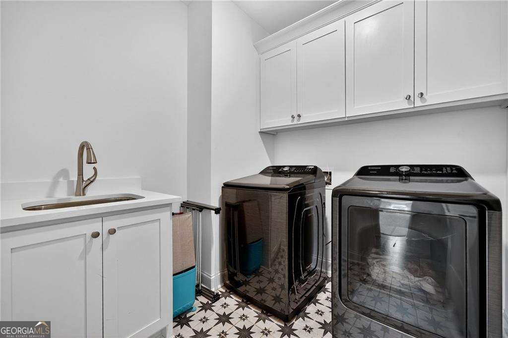 1333 Sunland Drive NE