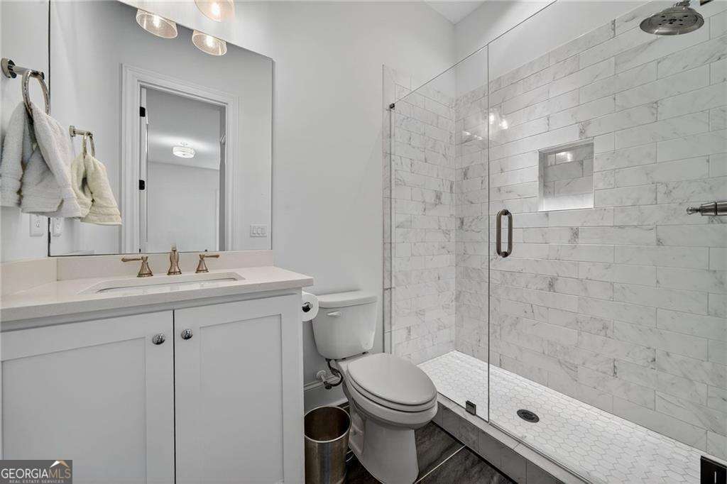 1333 Sunland Drive NE