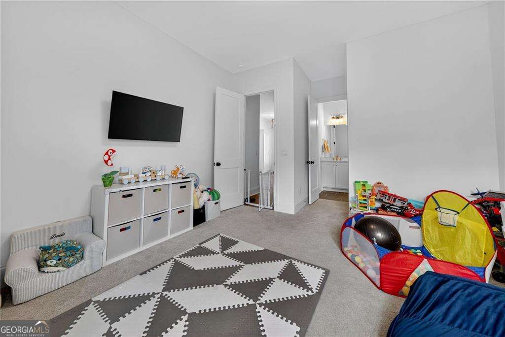 1333 Sunland Drive NE