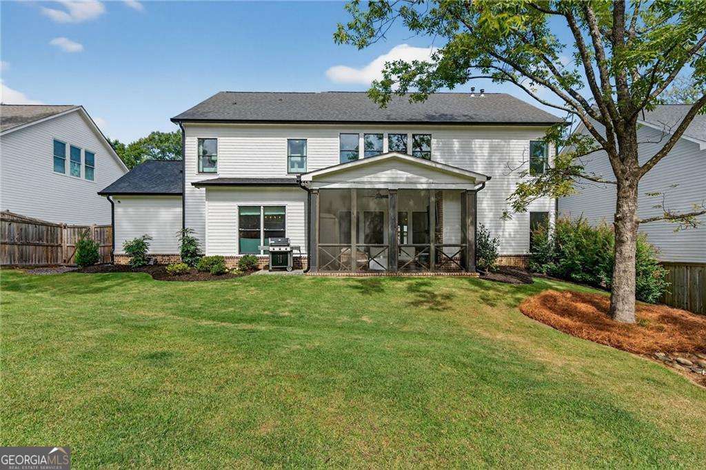 1333 Sunland Drive NE