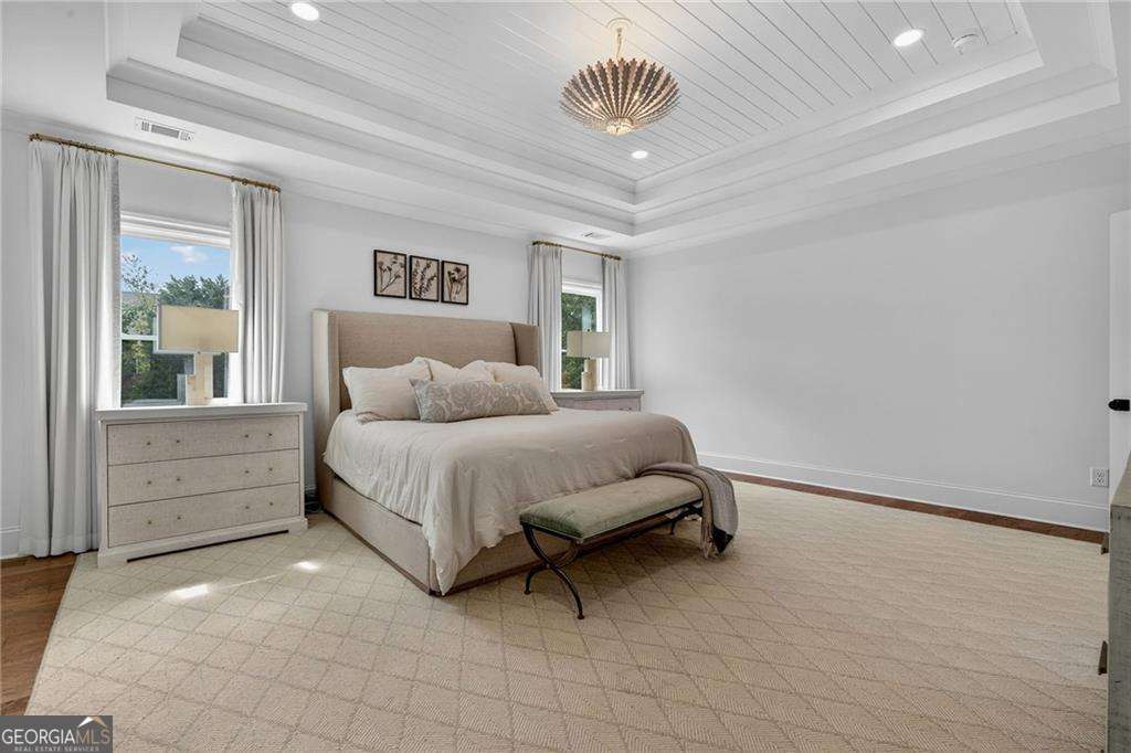 1333 Sunland Drive NE