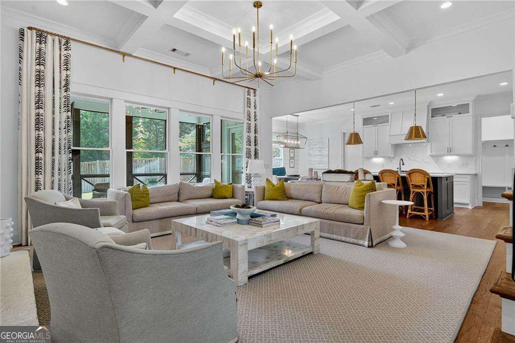 1333 Sunland Drive NE