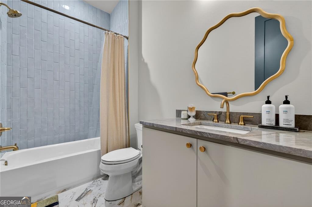 2623 Winding Lane NE