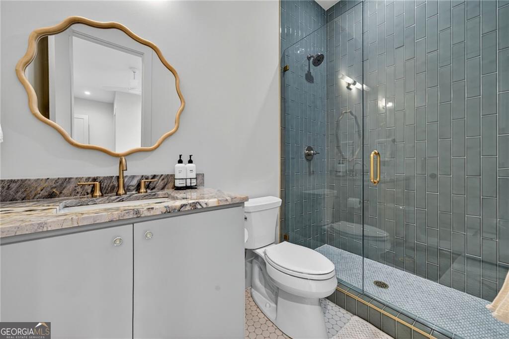 2623 Winding Lane NE