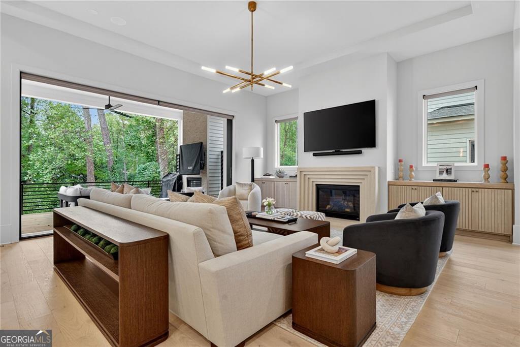 2623 Winding Lane NE