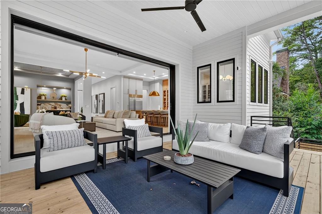 2623 Winding Lane NE