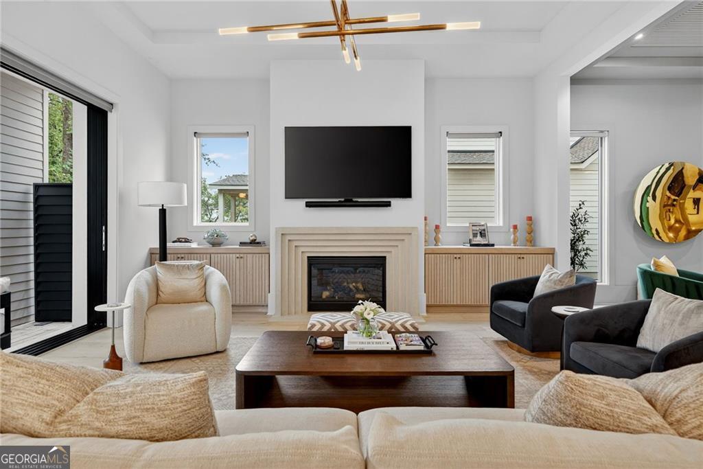 2623 Winding Lane NE