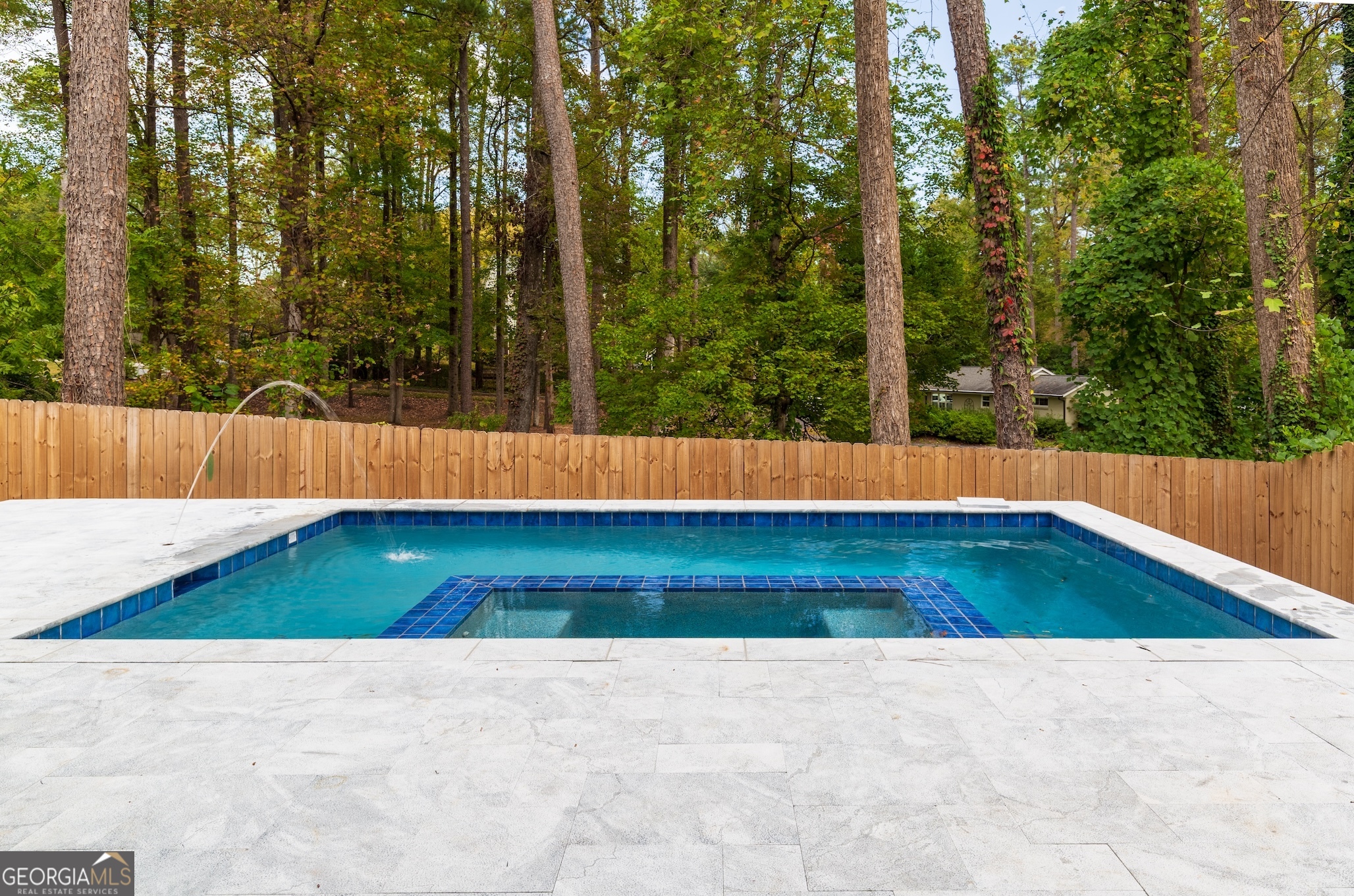 2623 Winding Lane NE