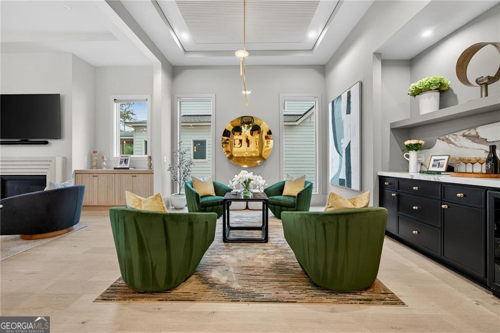 2623 Winding Lane NE