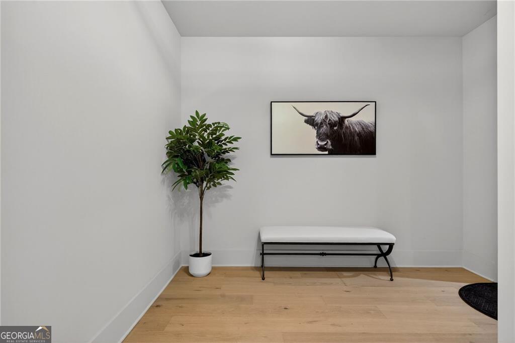 2623 Winding Lane NE